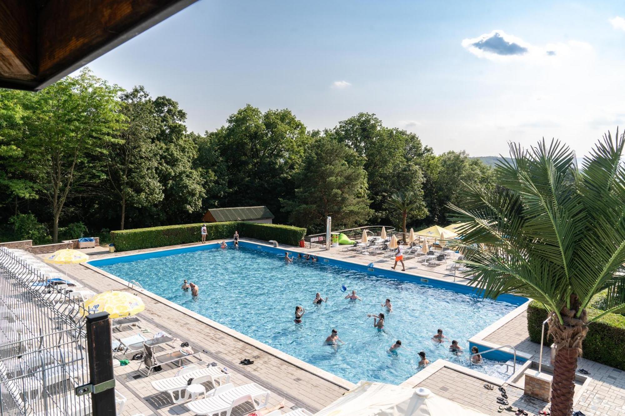 Chaty Aqua Maria spol. Velaty Exteriér fotografie